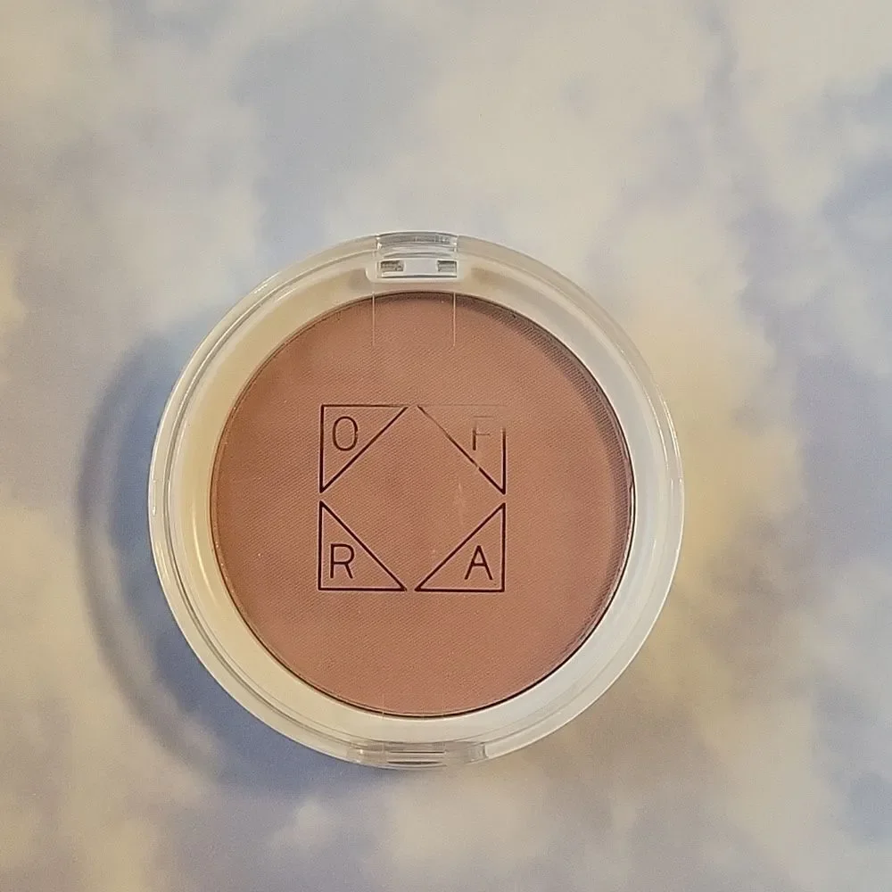 Ofra blush in rose